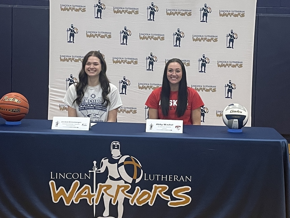 Ernstmeyer and Wachal Signings