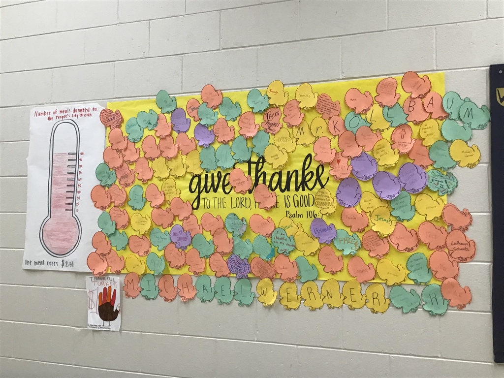 Bulletin Board with "Thankful Turkeys"